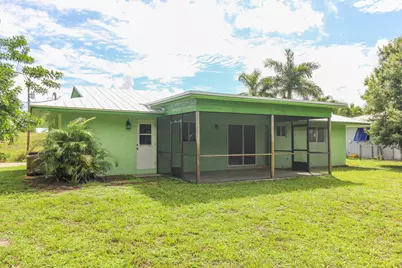 431 NE Julia Court, Jensen Beach, FL 34957 - Photo 11