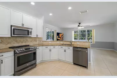 6283 Shadow Tree Lane, Lake Worth, FL 33463 - Photo 11