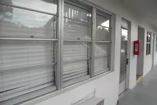 358 Chatham R, West Palm Beach, FL 33417 - Photo 5