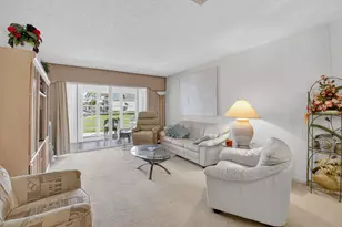 13761 Flora Pl, Delray Beach, FL 33484 - Photo 9