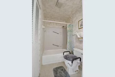 13761 Flora Place, Unit #A, Delray Beach, FL 33484 - Photo 29