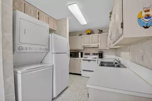 13761 Flora Pl, Delray Beach, FL 33484 - Photo 15