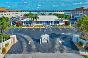 111 Shore Ct, North Palm Beach, FL 33408 - Photo 3