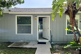 332 Fleming Ave, Greenacres, FL 33463 - Photo 9