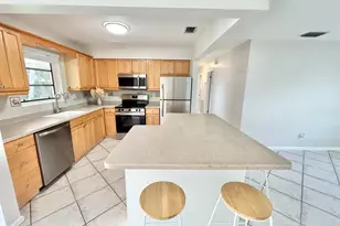 2370 NE 4th Ave, Boca Raton, FL 33431 - Photo 9