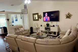 981 SW McComkle Ave, Port Saint Lucie, FL 34953 - Photo 21