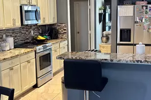 981 SW McComkle Ave, Port Saint Lucie, FL 34953 - Photo 15