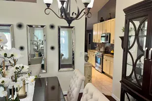 981 SW McComkle Ave, Port Saint Lucie, FL 34953 - Photo 11