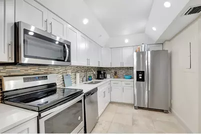 7370 Orangewood Lane, Unit #107, Boca Raton, FL 33433 - Photo 13