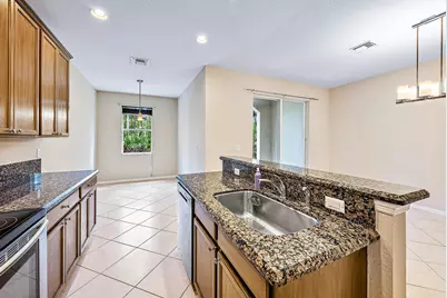 4981 Bonsai 105 Circle #105, Palm Beach Gardens, FL 33418 - Photo 11