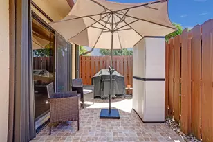 264 Springdale Cir, Palm Springs, FL 33461 - Photo 39