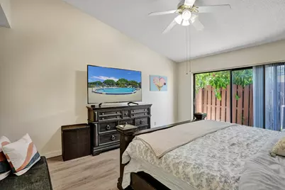 264 Springdale Circle, Palm Springs, FL 33461 - Photo 25