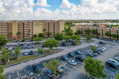 9405 W Flagler Street, Unit #D205, Miami, FL 33174 - Photo 1