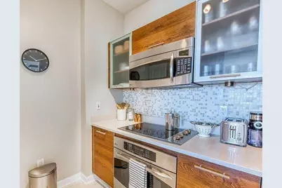 480 Hibiscus Street, Unit #607, West Palm Beach, FL 33401 - Photo 5