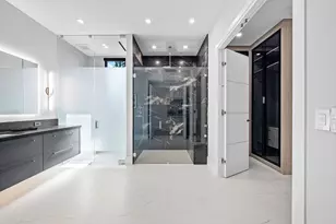 217 Thatch Palm Dr, Boca Raton, FL 33432 - Photo 53