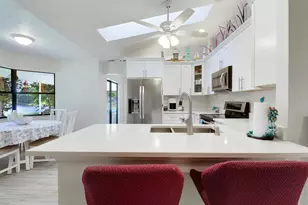 2111 SE Cayuga Ct, Port Saint Lucie, FL 34952 - Photo 19