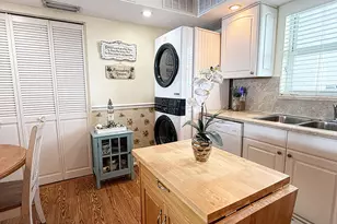 401 Lake Shore Dr, Lake Park, FL 33403 - Photo 5