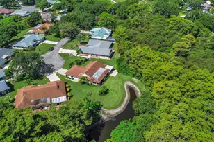 8165 SE Cypress Point Pl, Hobe Sound, FL 33455 - Photo 33