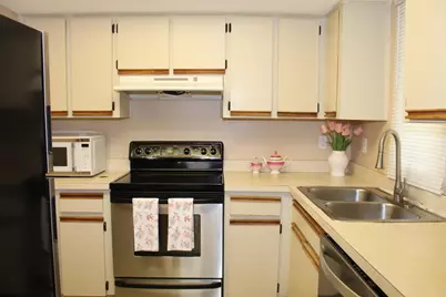 1512 SE Royal Green Circle, Unit #H-202, Port Saint Lucie, FL 34952 - Photo 7