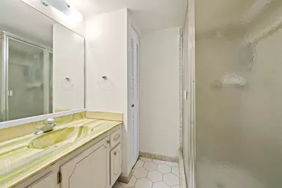 5180 E Sabal Palm Boulevard, Unit #239, Tamarac, FL 33319 - Photo 15