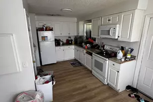 1464 W 32nd St, Riviera Beach, FL 33404 - Photo 3