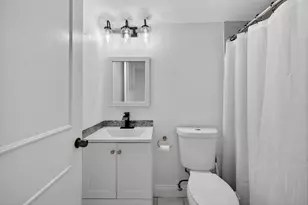 3239 NW 44th Street Unit, Oakland Park, FL 33309 - Photo 23