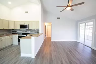 10651 Misty Ln, Royal Palm Beach, FL 33411 - Photo 3