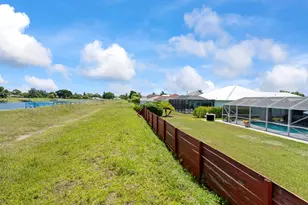 162 SW Dalton Cir, Port Saint Lucie, FL 34953 - Photo 25