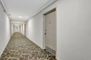 500 Executive Center Dr, West Palm Beach, FL 33401 - Photo 35