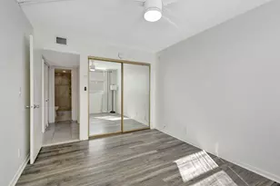 500 Executive Center Dr, West Palm Beach, FL 33401 - Photo 27