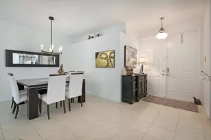 9061 Dupont Pl, Wellington, FL 33414 - Photo 5