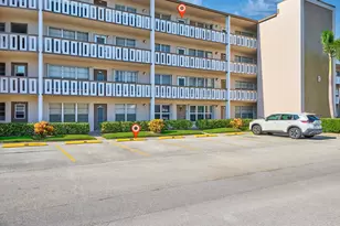 409 Greenbrier B, West Palm Beach, FL 33417 - Photo 11