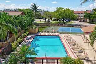 2751 E Sunrise Lakes Dr Unit, Sunrise, FL 33322 - Photo 23