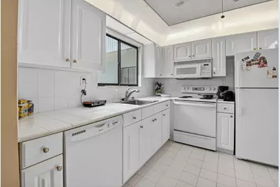15072 Ashland Place, Unit #136, Delray Beach, FL 33484 - Photo 11