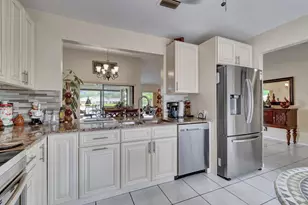 5531 Parkwalk Cir E, Boynton Beach, FL 33472 - Photo 15