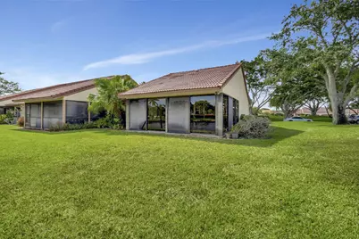 5531 Parkwalk Circle E, Boynton Beach, FL 33472 - Photo 29