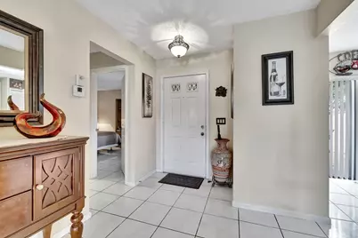 5531 Parkwalk Circle E, Boynton Beach, FL 33472 - Photo 7