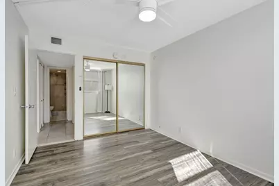 500 Executive Center Drive, Unit #3-J, West Palm Beach, FL 33401 - Photo 27