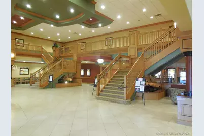 203 Oxford 100, West Palm Beach, FL 33417 - Photo 37