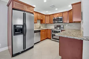 184 Burgundy D, Delray Beach, FL 33484 - Photo 13