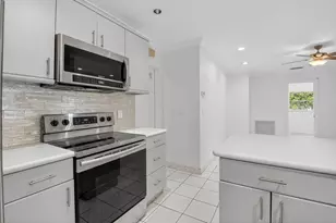 937 Banyan Dr, Delray Beach, FL 33483 - Photo 9