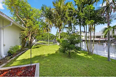 937 Banyan Drive, Delray Beach, FL 33483 - Photo 23