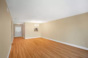 2950 SE Ocean Blvd Unit, Stuart, FL 34996 - Photo 7