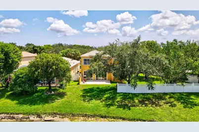 7191 Copperfield Circle, Lake Worth, FL 33467 - Photo 11