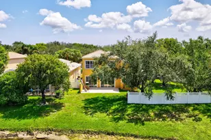 7191 Copperfield Cir, Lake Worth, FL 33467 - Photo 11