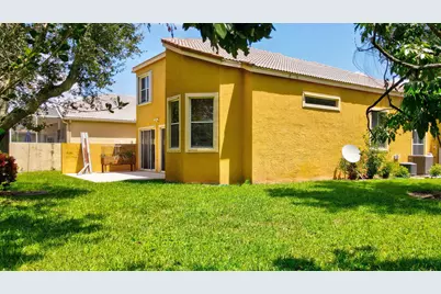 7191 Copperfield Circle, Lake Worth, FL 33467 - Photo 15