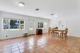 2601 Conroy Dr, North Palm Beach, FL 33403 - Photo 11