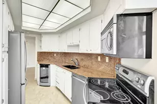 1340 S Ocean Blvd, Pompano Beach, FL 33062 - Photo 9