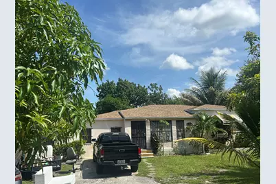 565 NW 143rd Street, Miami, FL 33168 - Photo 1