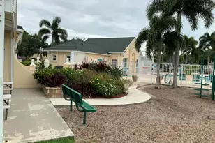 453 SW Talquin Ln, Port Saint Lucie, FL 34986 - Photo 37